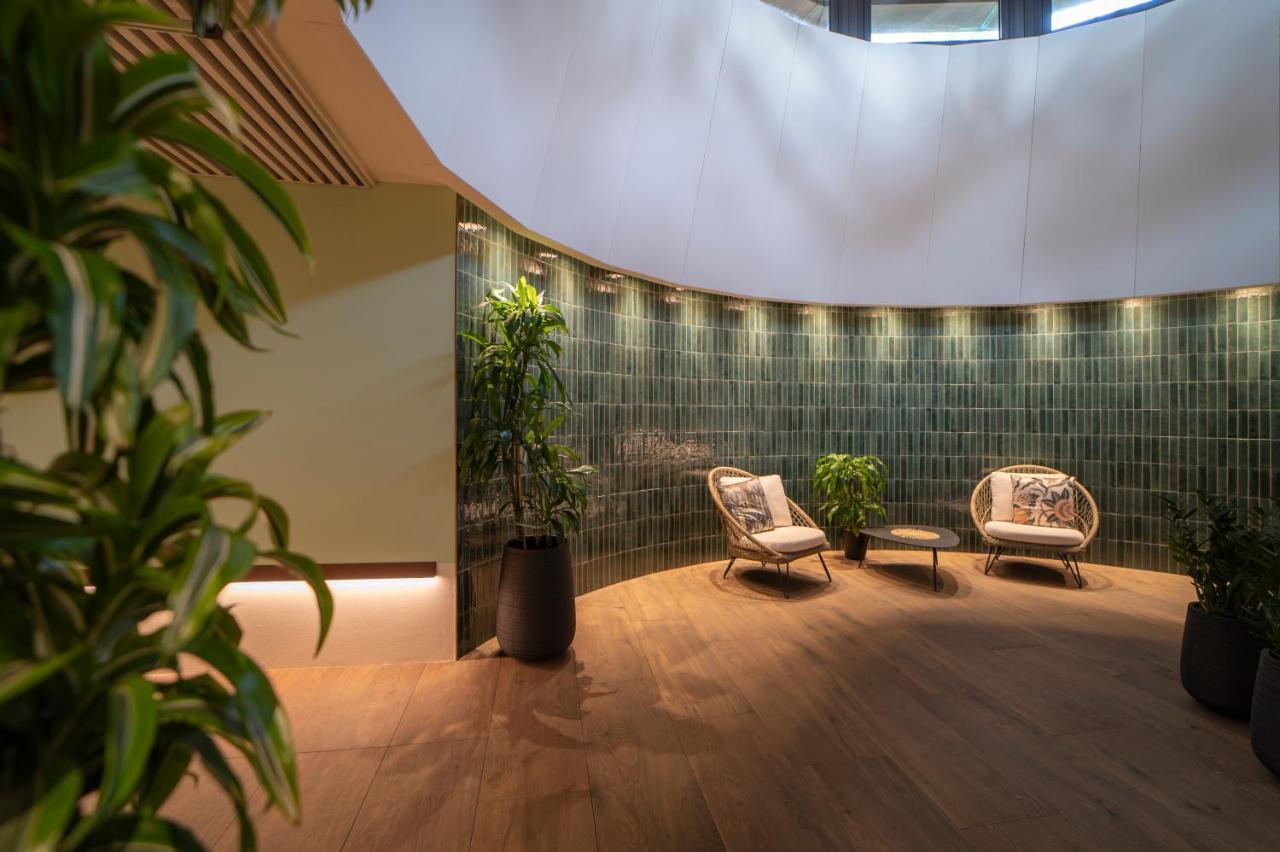 Savoy Beach Hotel & Thermal Spa Bibione Dış mekan fotoğraf The interior of the lounge