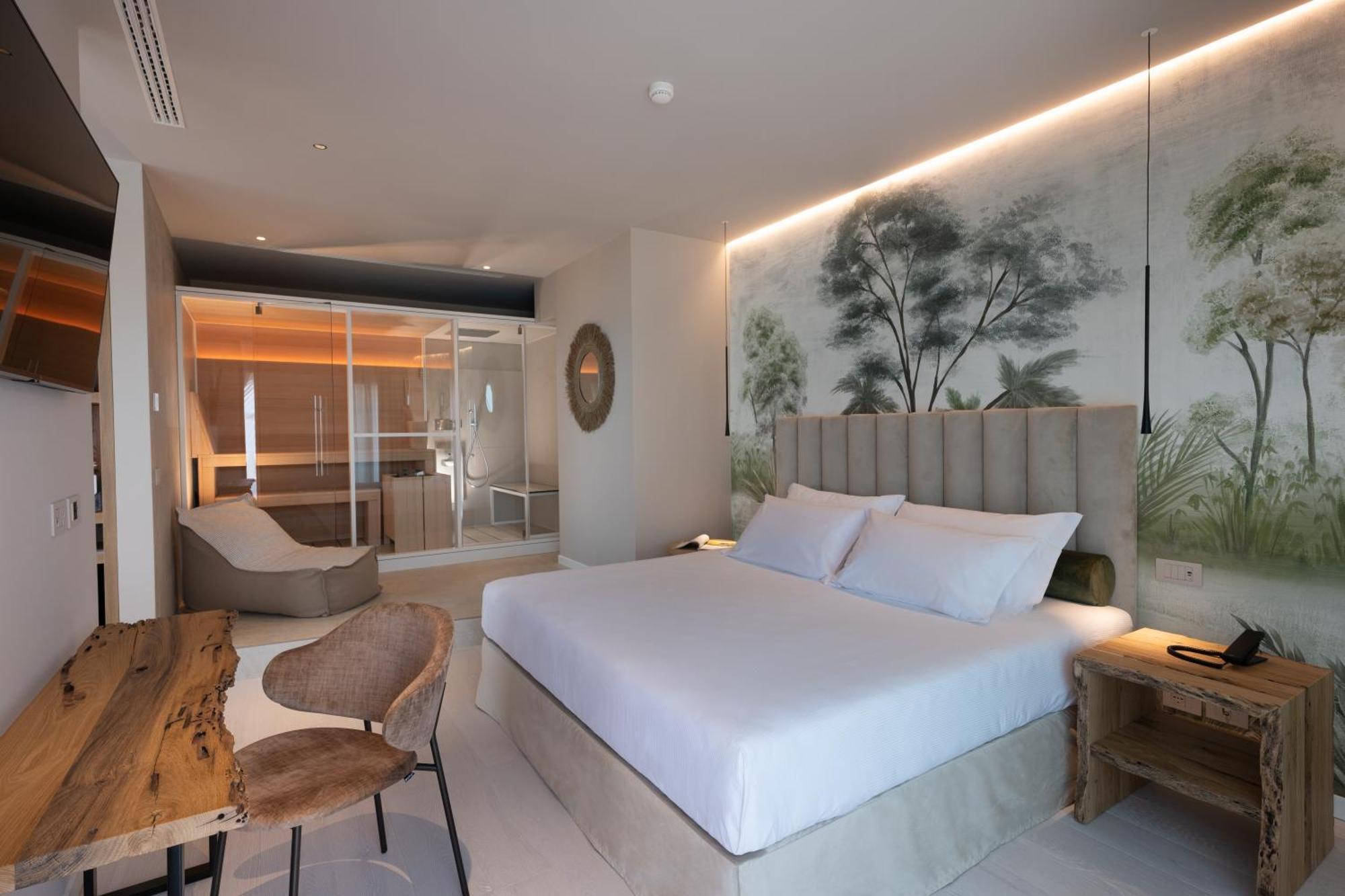 Savoy Beach Hotel & Thermal Spa Bibione Dış mekan fotoğraf A bedroom at the hotel